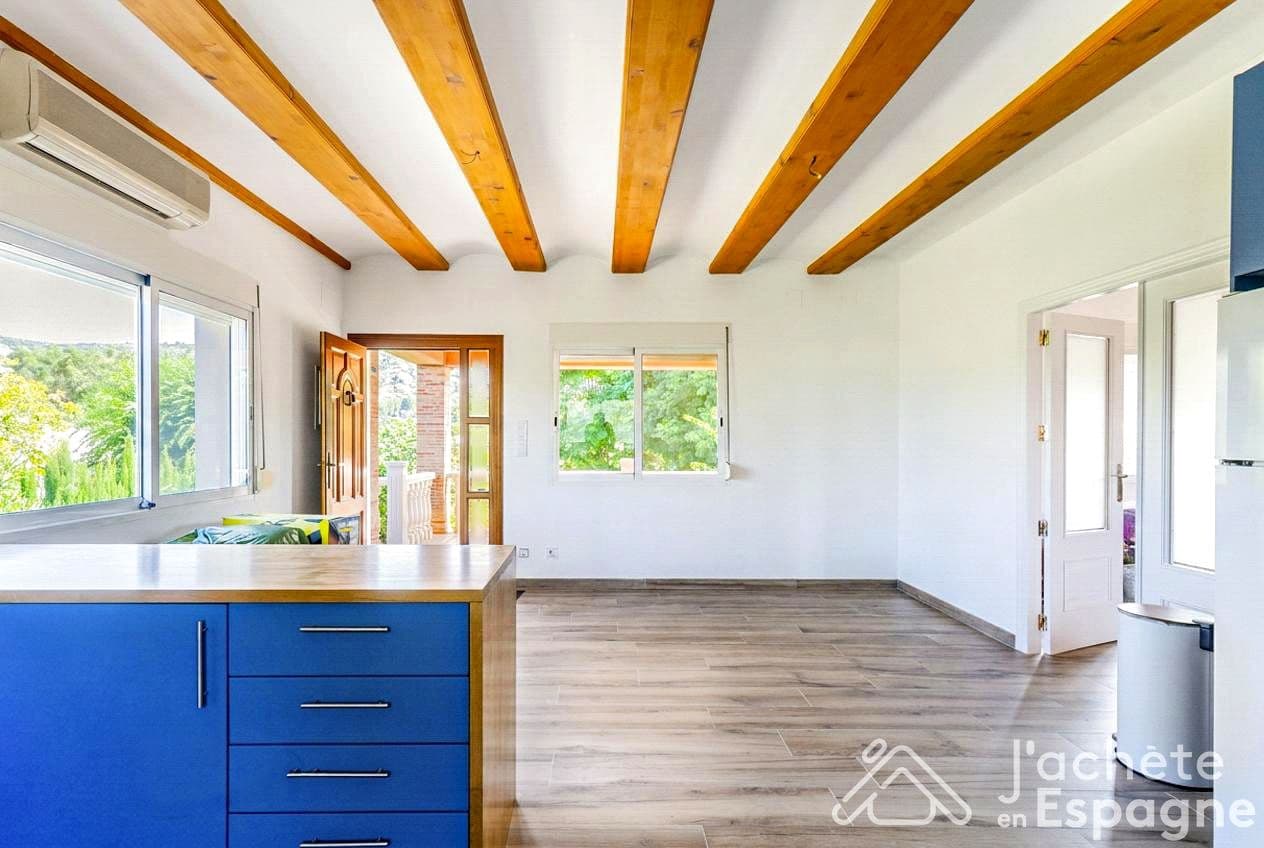 4 bedroom Villa for sale in Pedreguer - € 729,000 (Ref: 10116108)