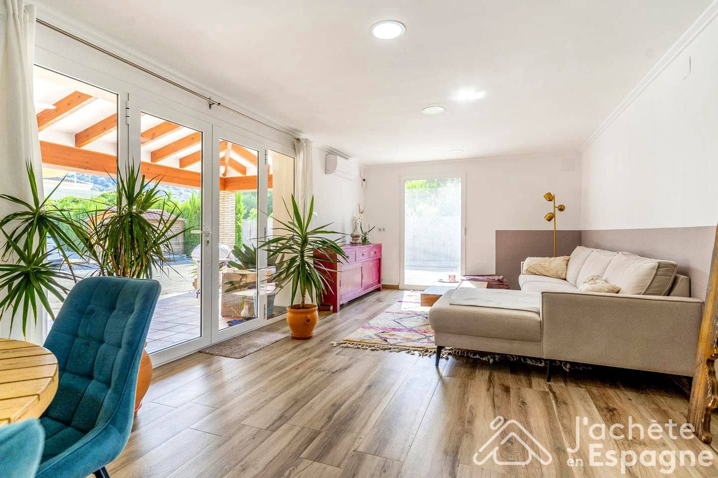 4 bedroom Villa for sale in Pedreguer - € 729,000 (Ref: 10116108)