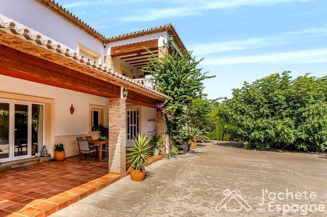 4 Zimmer Villa zu verkaufen in Pedreguer - 729.000 € (Ref: 10116108)