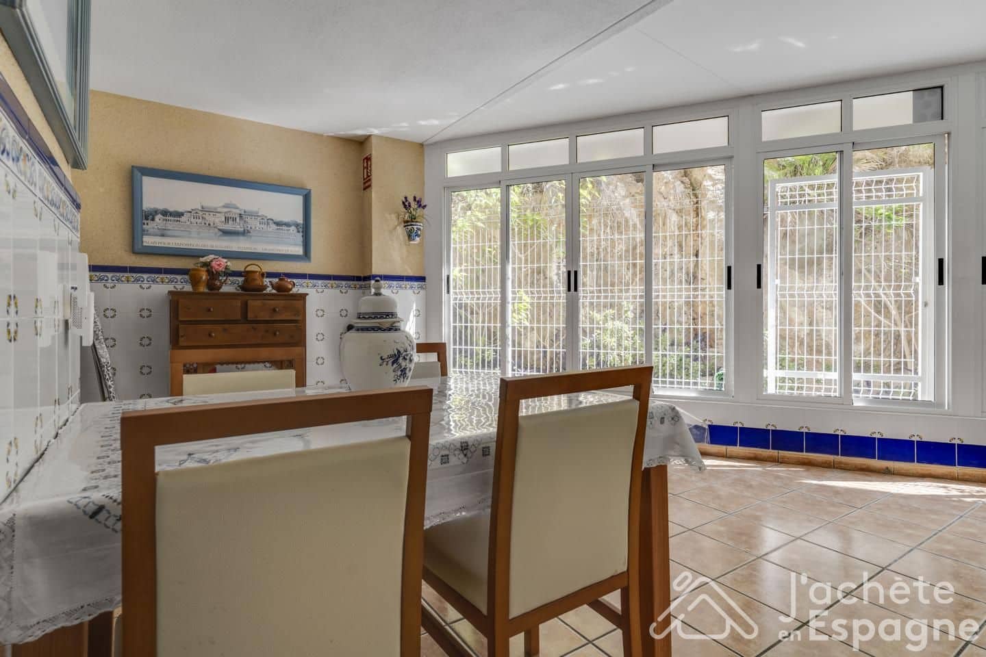 2 bedroom Apartment for sale in Valencia city with pool - € 330,000 (Ref: 10116109)