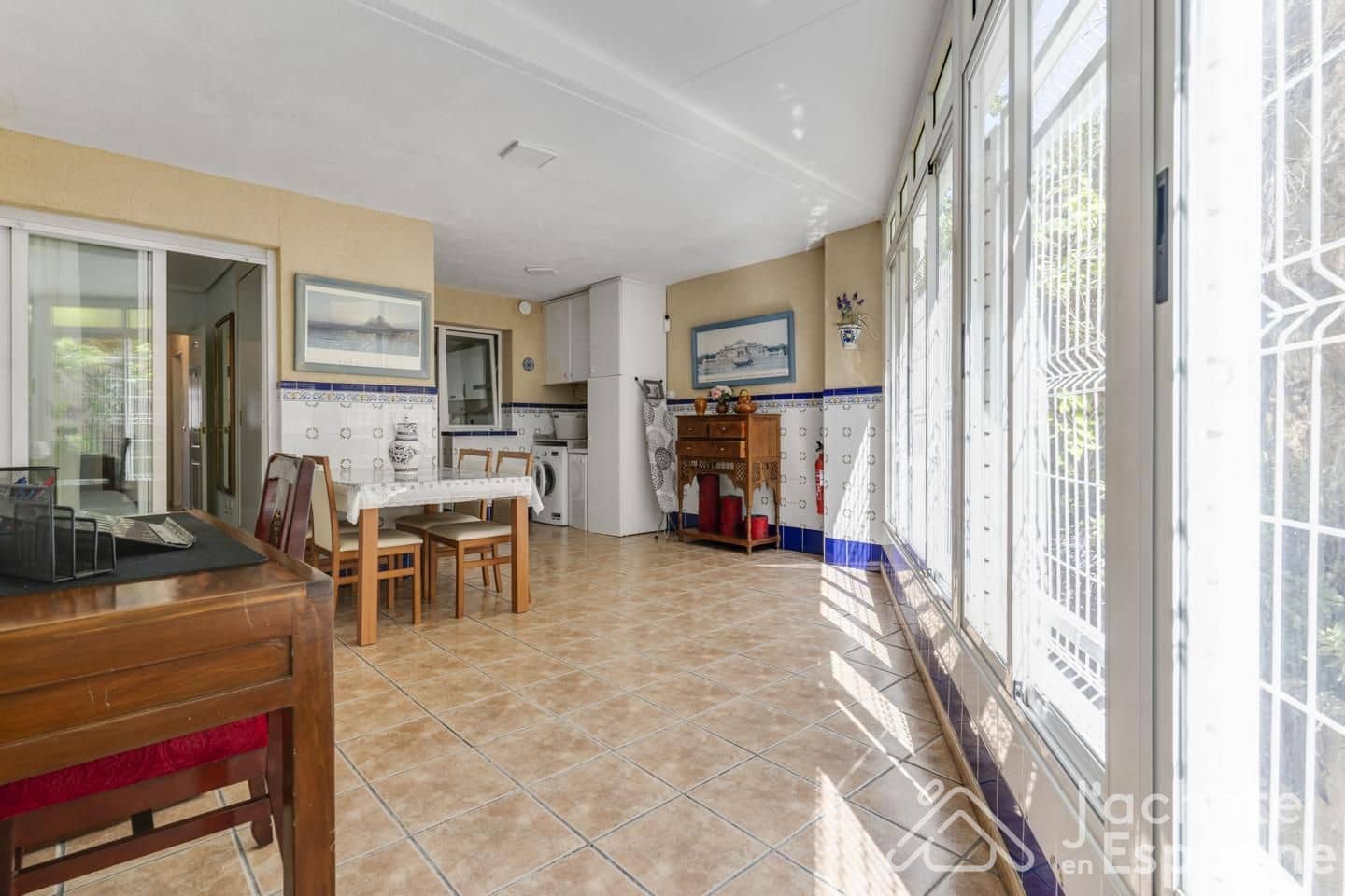 2 bedroom Apartment for sale in Valencia city with pool - € 330,000 (Ref: 10116109)