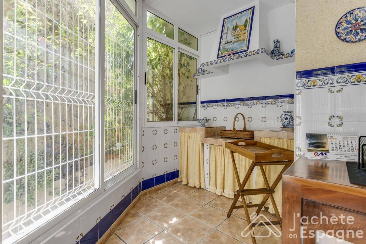 2 bedroom Apartment for sale in Valencia city with pool - € 330,000 (Ref: 10116109)