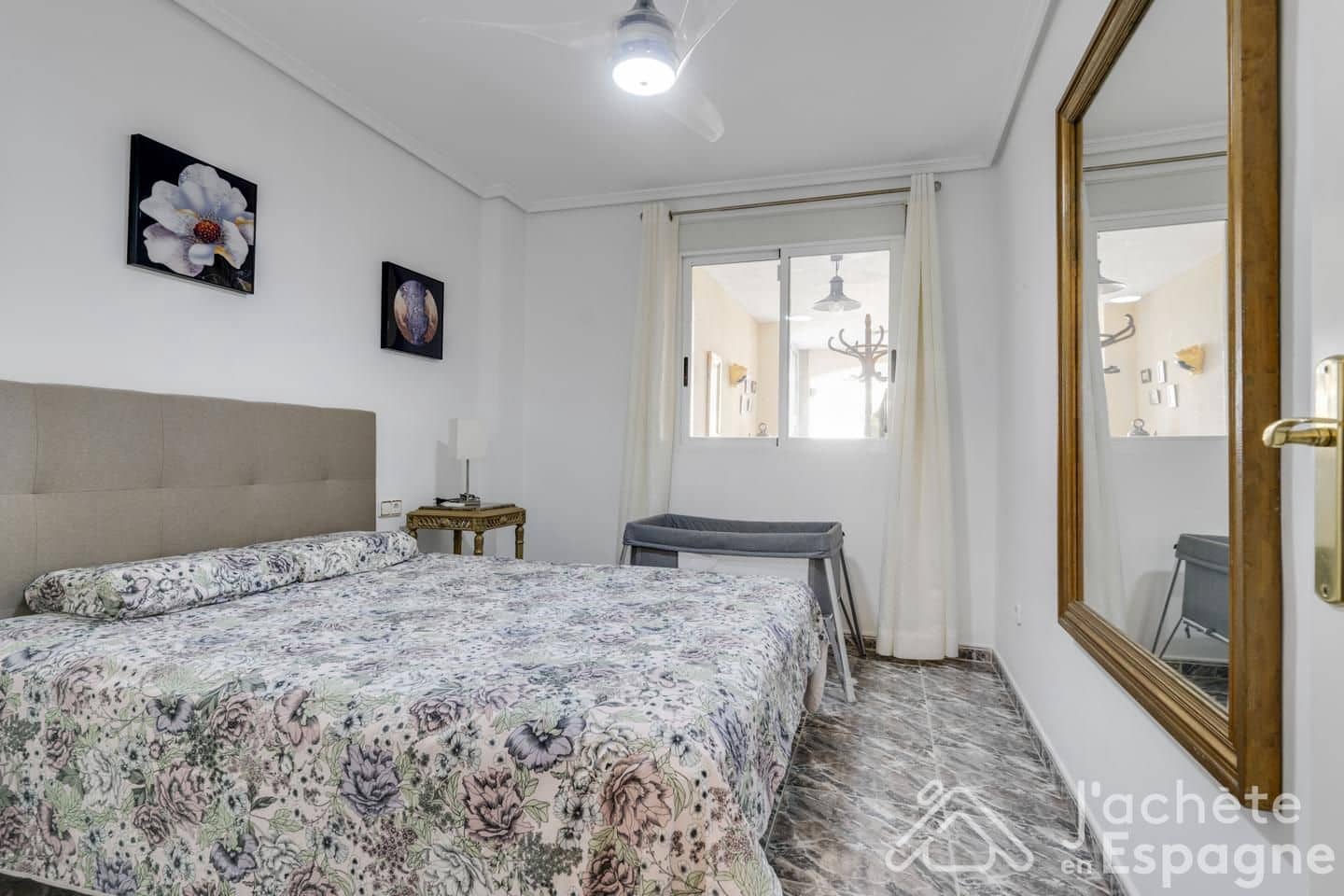 2 bedroom Apartment for sale in Valencia city with pool - € 330,000 (Ref: 10116109)