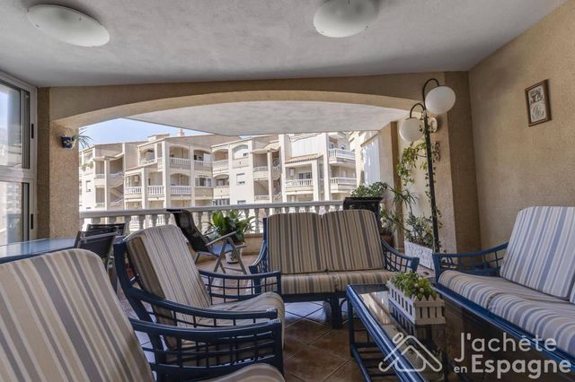 2 sovrum Lägenhet till salu i Valencia stad med pool - 330 000 € (Ref: 10116109)