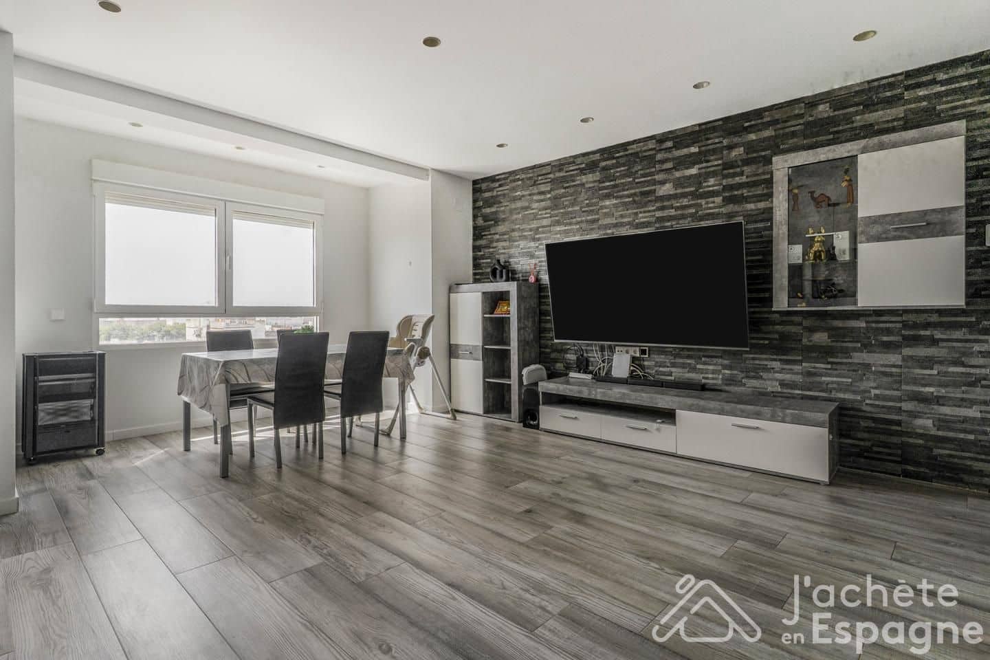 3 soveværelse Lejlighed til salg i L'Alcudia - € 220.000 (Ref: 10116111)