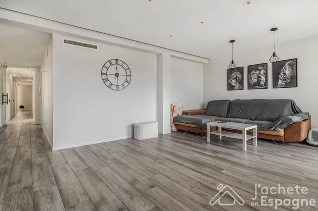 3 soveværelse Lejlighed til salg i L'Alcúdia - € 220.000 (Ref: 10116111)