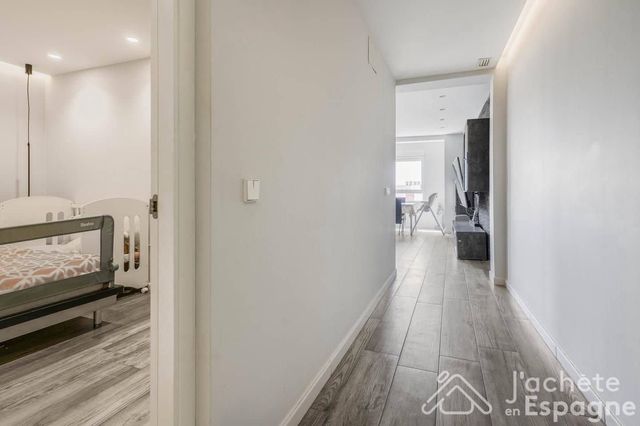 3 soveværelse Lejlighed til salg i L'Alcúdia - € 220.000 (Ref: 10116111)