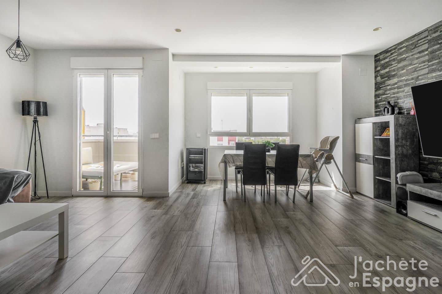 3 soveværelse Lejlighed til salg i L'Alcudia - € 220.000 (Ref: 10116111)