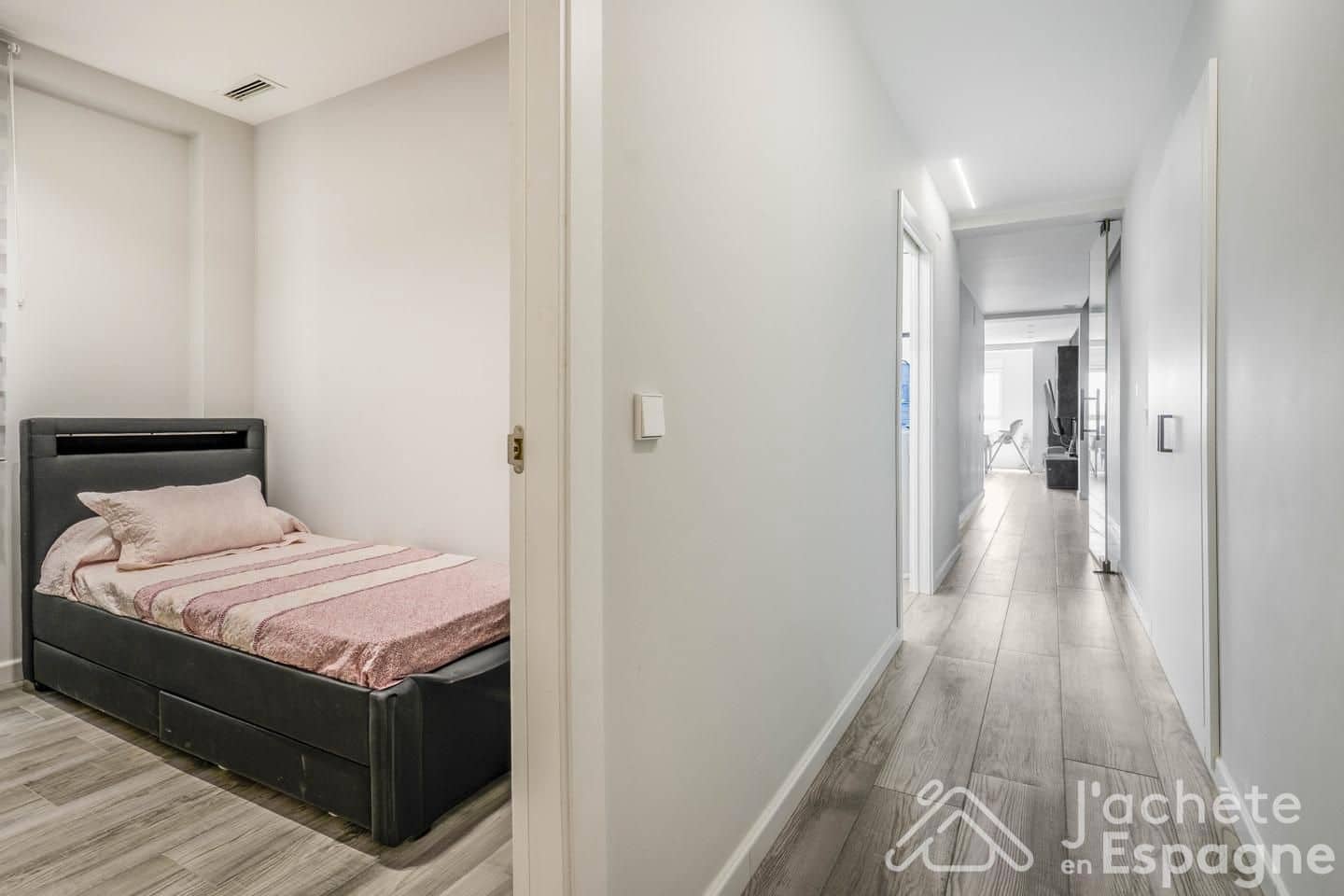 3 soveværelse Lejlighed til salg i L'Alcudia - € 220.000 (Ref: 10116111)