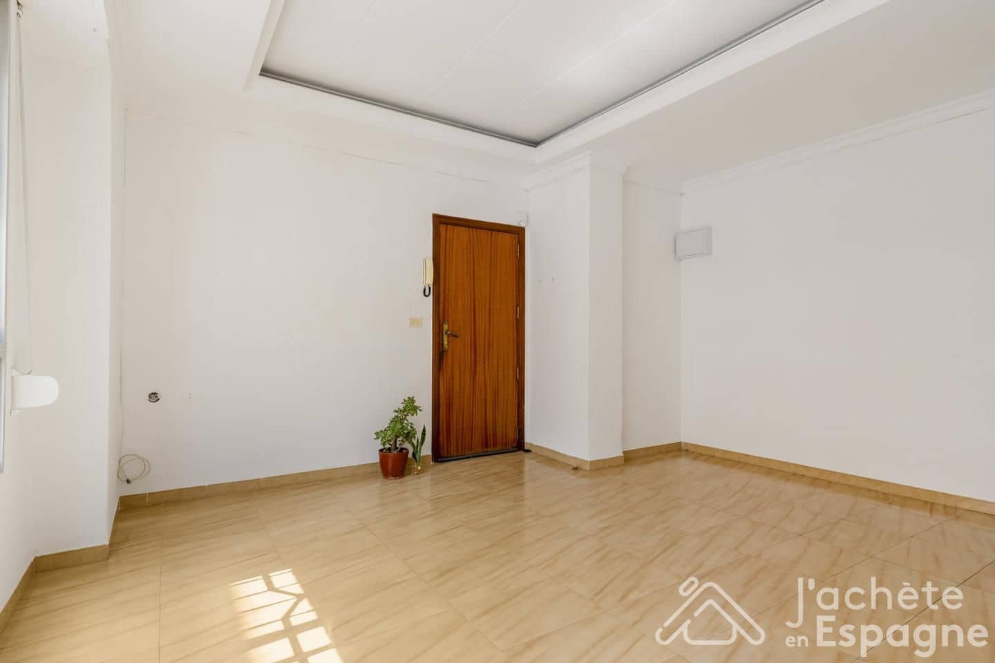 Piso de 3 habitaciones en Algemesí en venta - 145.000 € (Ref: 10116112)