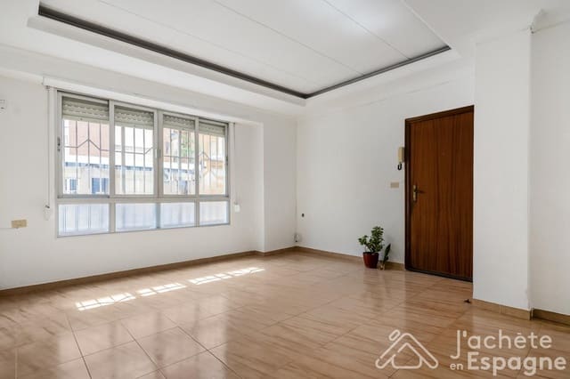 Piso de 3 habitaciones en Algemesí en venta - 145.000 € (Ref: 10116112)