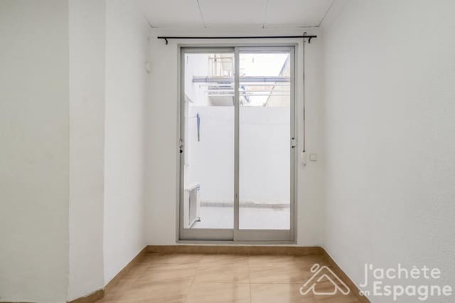 Piso de 3 habitaciones en Algemesí en venta - 145.000 € (Ref: 10116112)