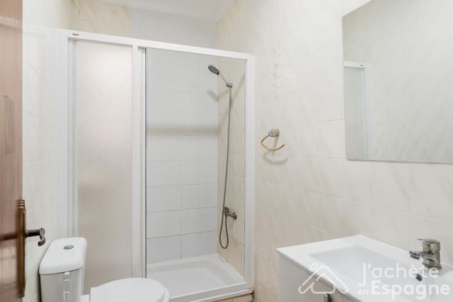 Piso de 3 habitaciones en Algemesí en venta - 145.000 € (Ref: 10116112)
