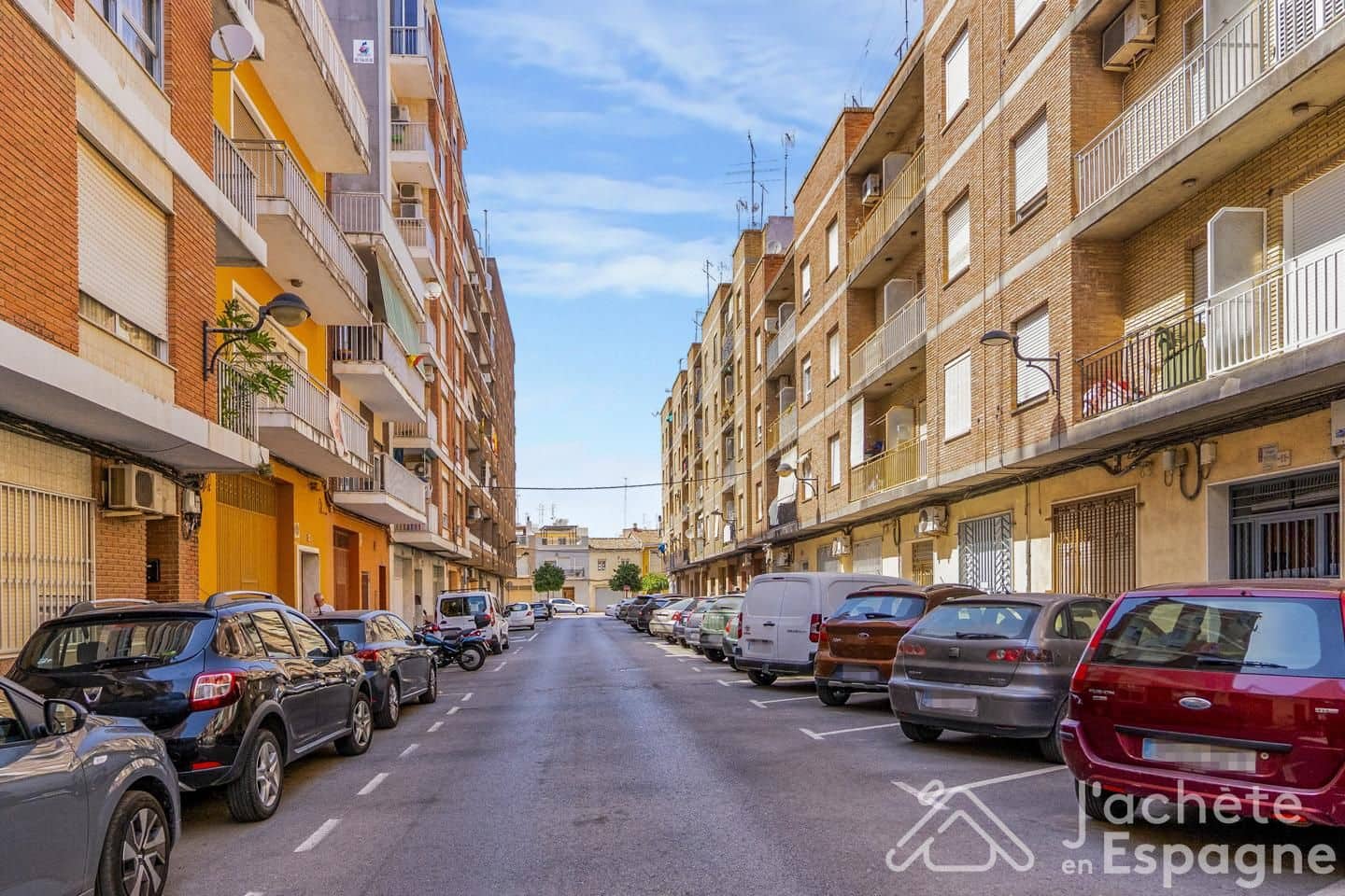 Piso de 3 habitaciones en Algemesí en venta - 145.000 € (Ref: 10116112)