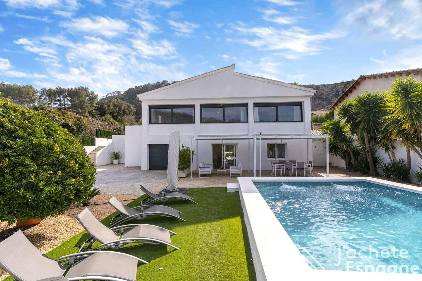 5 Zimmer Villa zu verkaufen in Barraca d'Aigues Vives mit Pool Garage - 559.000 € (Ref: 10116115)