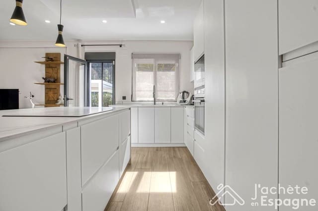 5 Zimmer Villa zu verkaufen in Barraca d'Aigues Vives, Carcaixent mit Pool Garage - 559.000 € (Ref: 10116115)