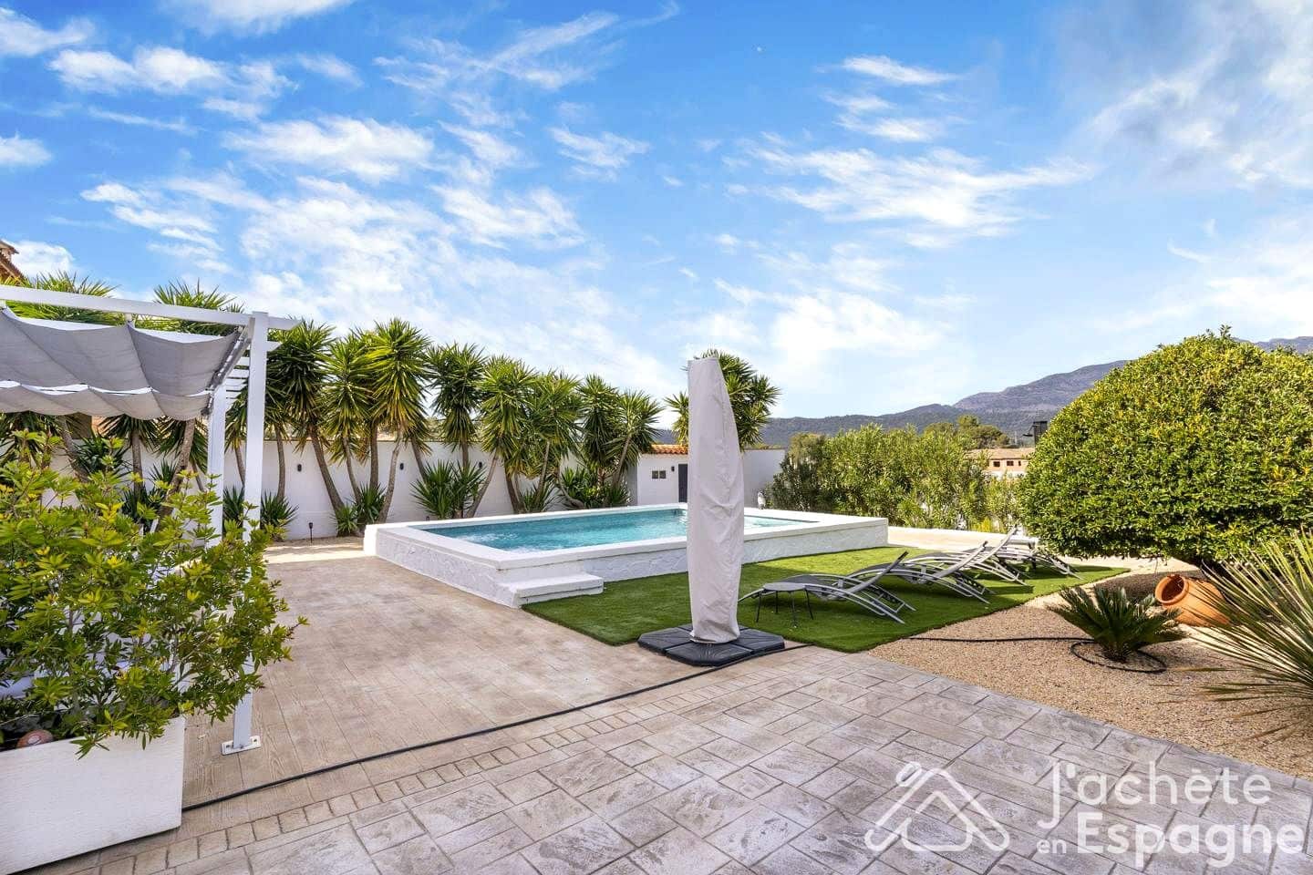 5 Zimmer Villa zu verkaufen in Barraca d'Aigues Vives mit Pool Garage - 559.000 € (Ref: 10116115)