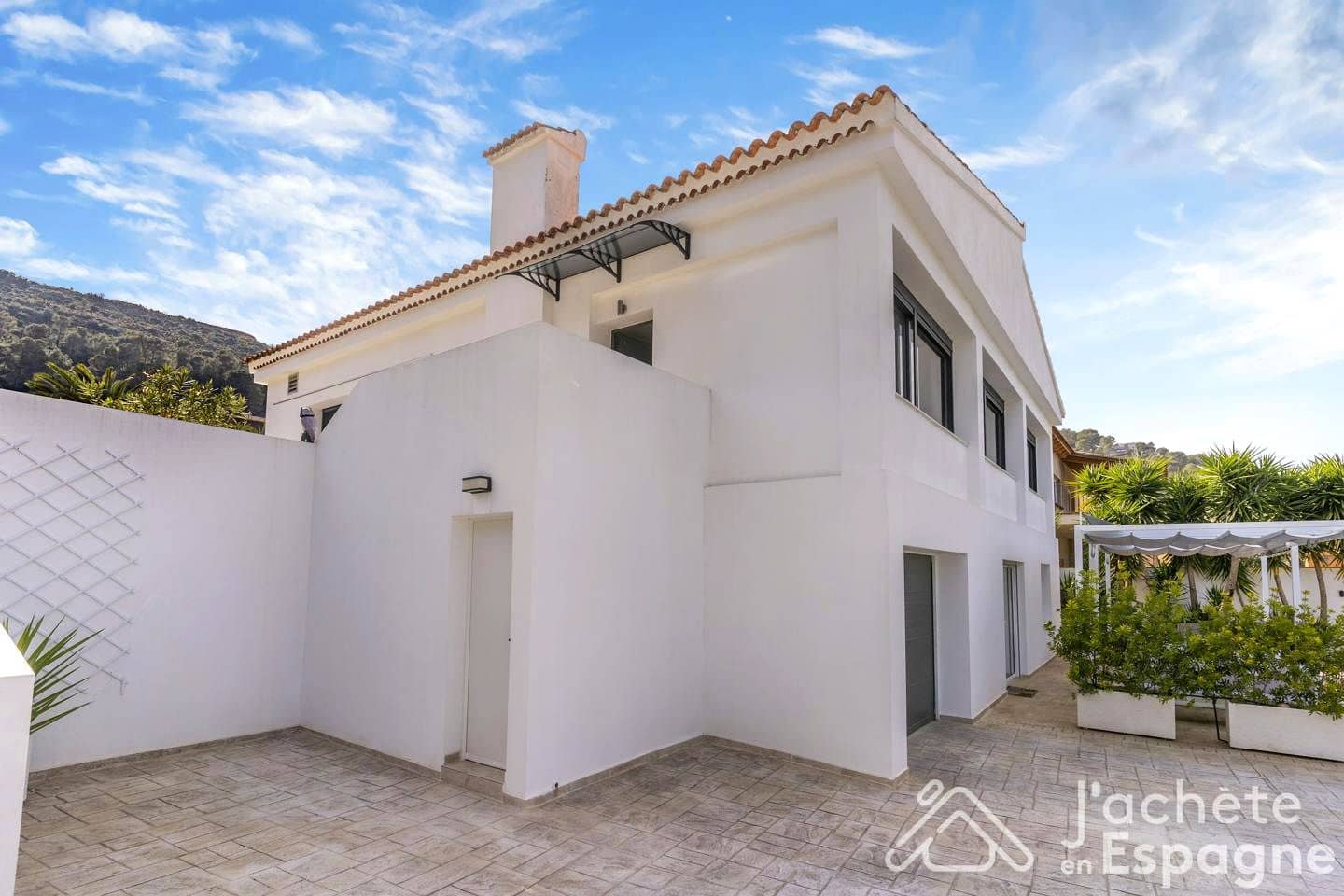 5 Zimmer Villa zu verkaufen in Barraca d'Aigues Vives mit Pool Garage - 559.000 € (Ref: 10116115)
