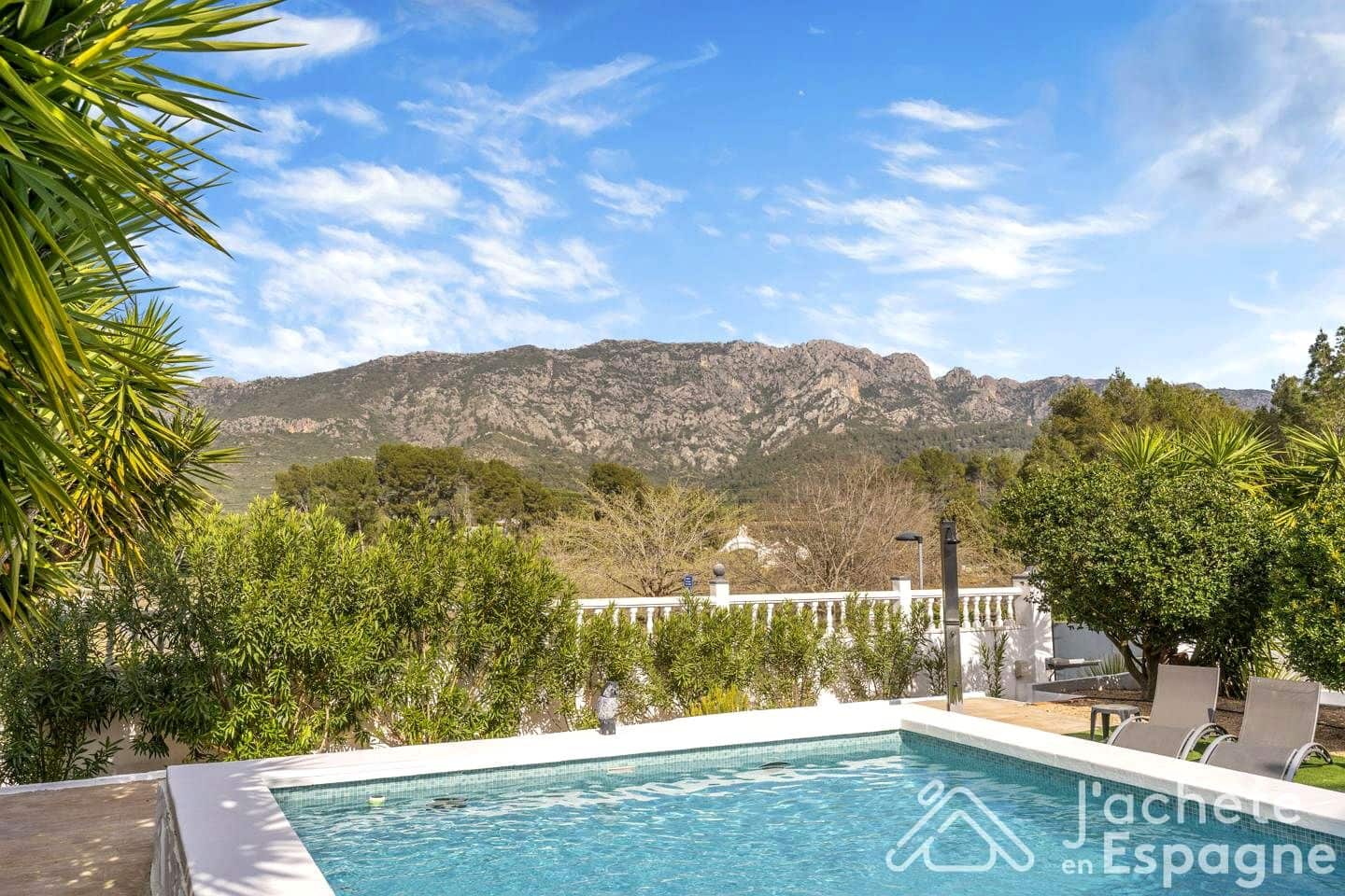 5 Zimmer Villa zu verkaufen in Barraca d'Aigues Vives mit Pool Garage - 559.000 € (Ref: 10116115)