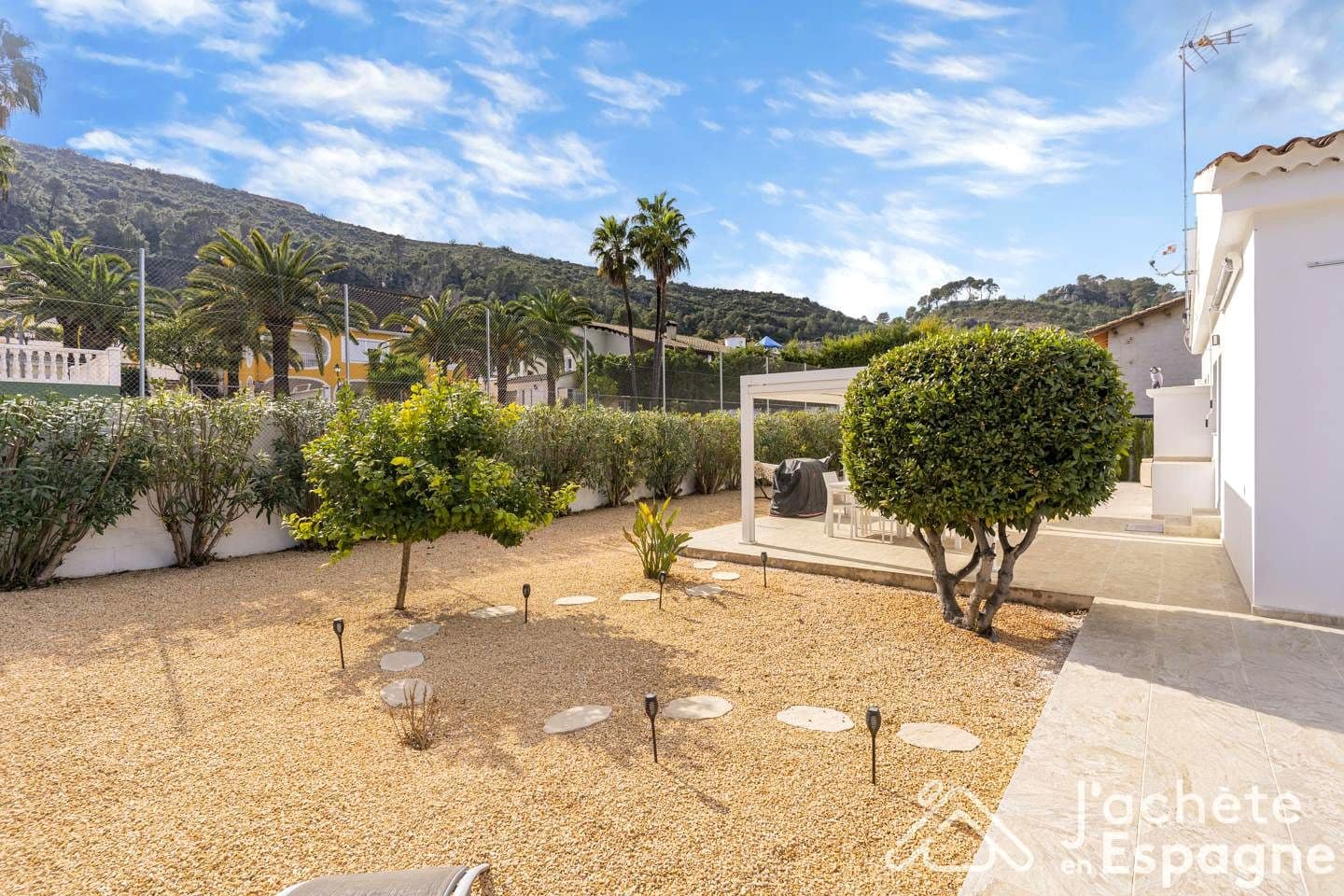 5 Zimmer Villa zu verkaufen in Barraca d'Aigues Vives mit Pool Garage - 559.000 € (Ref: 10116115)