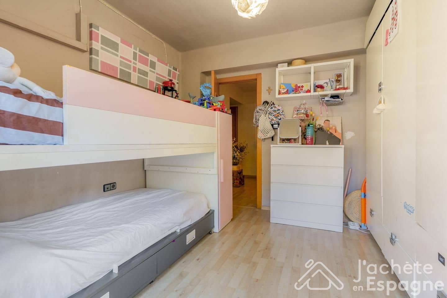 4 Zimmer Wohnung zu verkaufen in Valencia Stadt - 369.000 € (Ref: 10116116)
