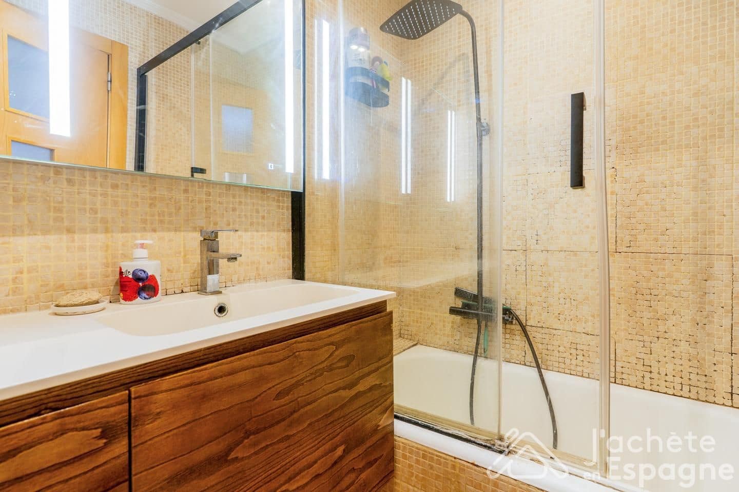 4 Zimmer Wohnung zu verkaufen in Valencia Stadt - 369.000 € (Ref: 10116116)