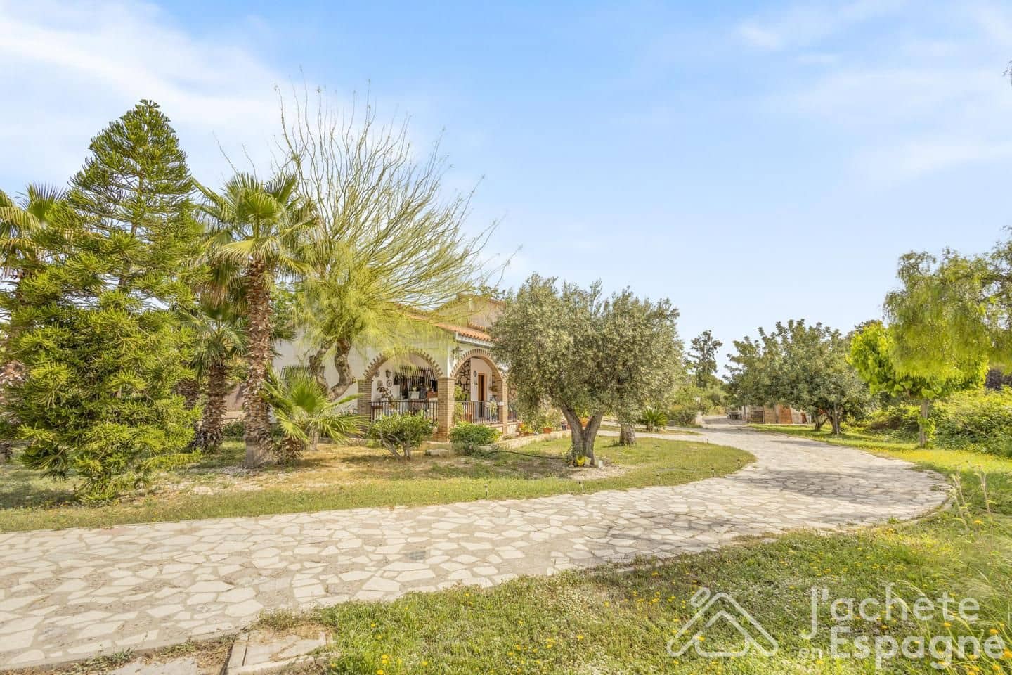 4 slaapkamer Villa te koop in San Vicente / Sant Vicent del Raspeig met zwembad garage - € 430.000 (Ref: 10116120)
