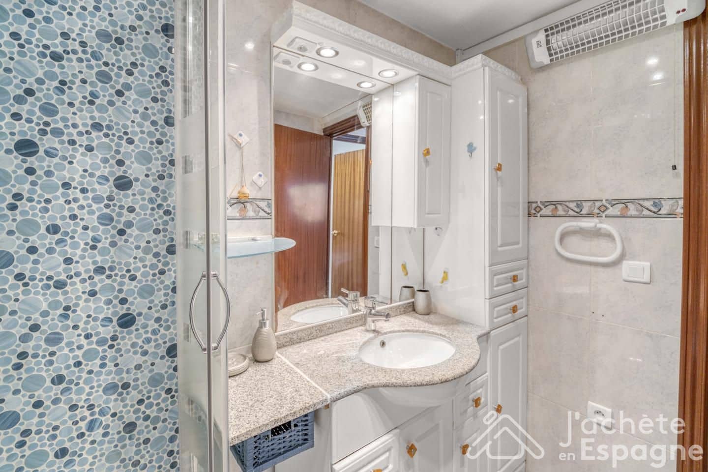 4 bedroom Apartment for sale in Sant Carles de la Rapita - € 129,900 (Ref: 10116122)