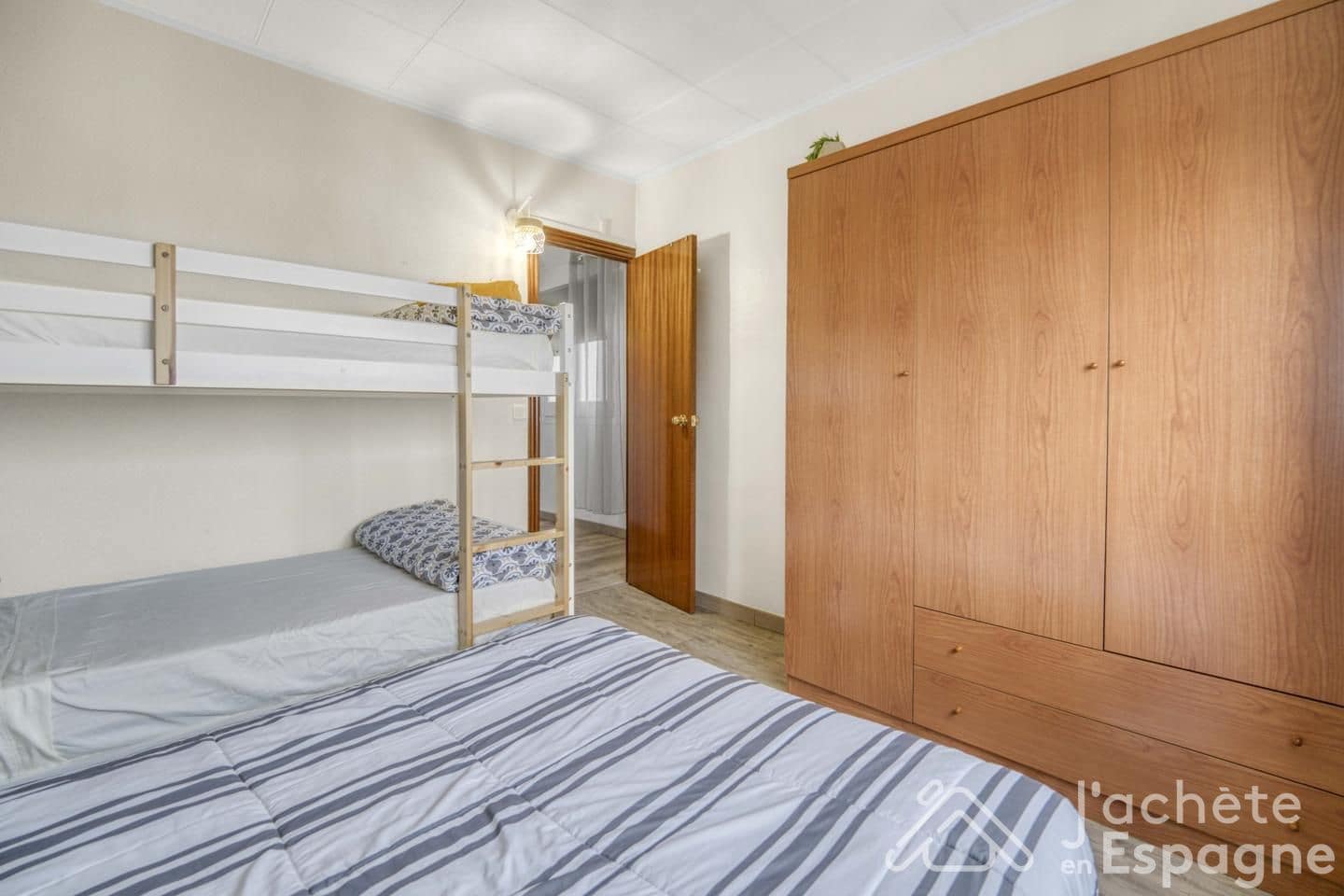 4 bedroom Apartment for sale in Sant Carles de la Rapita - € 129,900 (Ref: 10116122)