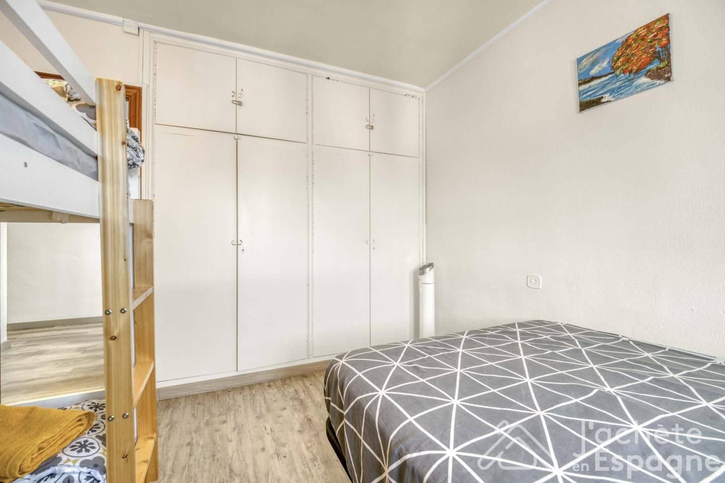 4 bedroom Apartment for sale in Sant Carles de la Rapita - € 129,900 (Ref: 10116122)