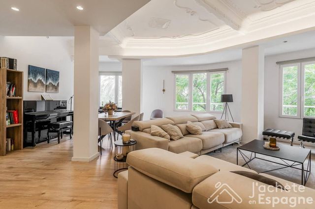 Piso de 2 habitaciones en La Gran Via, València ciudad en venta - 695.000 € (Ref: 10116124)