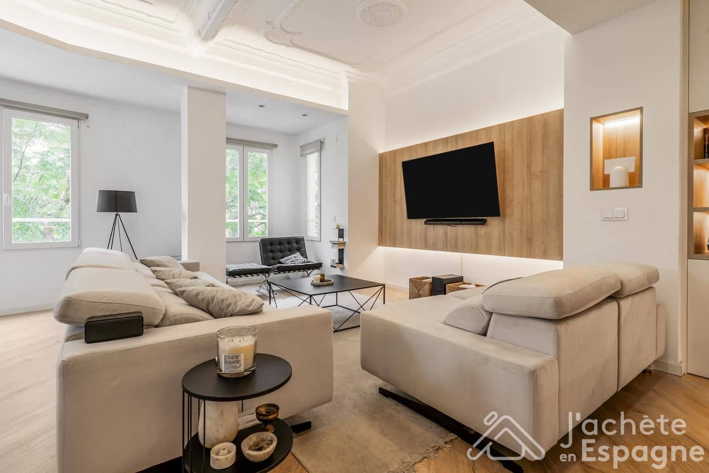 2 bedroom Flat for sale in Valencia city - € 695,000 (Ref: 10116124)