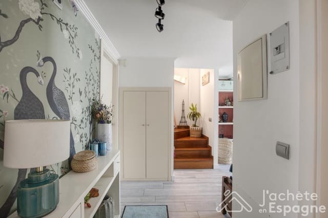3 chambre Penthouse à vendre à Atocha, Madrid ville avec piscine garage - 1 220 000 € (Ref: 10116127)