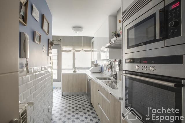 3 chambre Penthouse à vendre à Atocha, Madrid ville avec piscine garage - 1 220 000 € (Ref: 10116127)