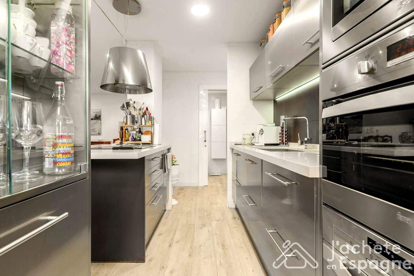 2 makuuhuone Asunto myytävänä paikassa Valencia kaupunki mukana 
autotalli - 599 999 € (Ref: 10116128)