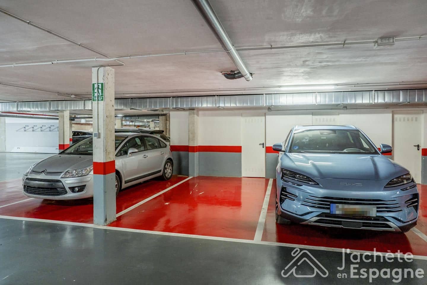 2 makuuhuone Asunto myytävänä paikassa Rocafort mukana uima-altaan 
autotalli - 399 000 € (Ref: 10116129)