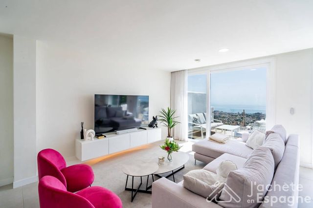 Apartamento de 2 habitaciones en Montealto - Monterrey, Benalmádena en venta con piscina garaje - 590.000 € (Ref: 10116132)