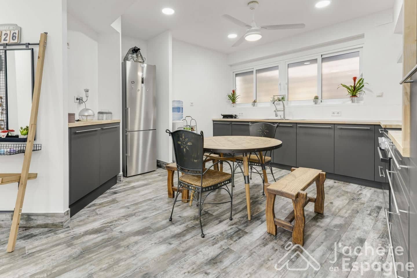5 sovrum Lägenhet till salu i Aldaia - 345 000 € (Ref: 10116134)