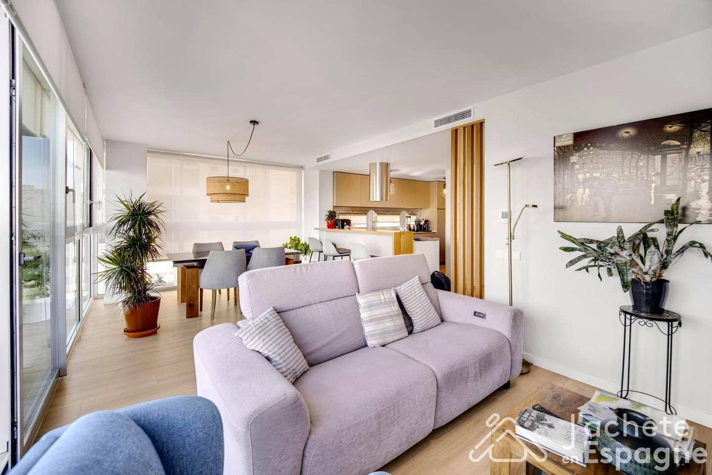 3 bedroom Flat for sale in Vinaros with pool garage - € 420,000 (Ref: 10116135)