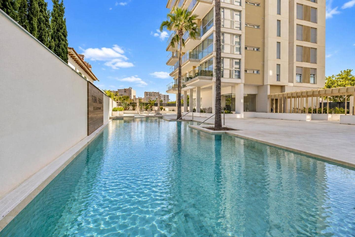 3 bedroom Flat for sale in Vinaros with pool garage - € 420,000 (Ref: 10116135)