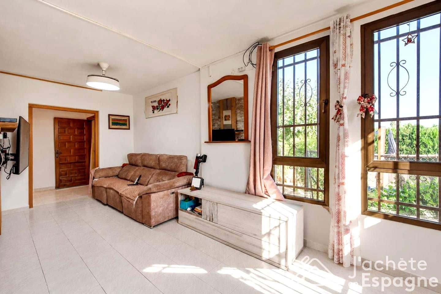 Chalet de 3 habitaciones en Vinaròs en venta con piscina garaje - 345.000 € (Ref: 10116138)