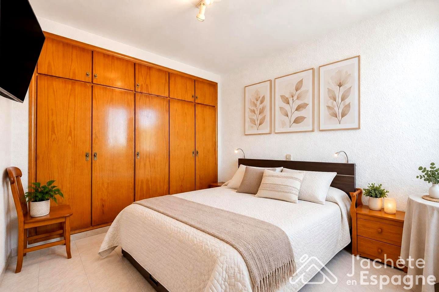 Chalet de 3 habitaciones en Vinaròs en venta con piscina garaje - 345.000 € (Ref: 10116138)