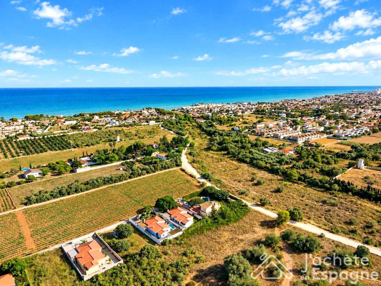 Chalet de 3 habitaciones en Vinaròs en venta con piscina garaje - 345.000 € (Ref: 10116138)