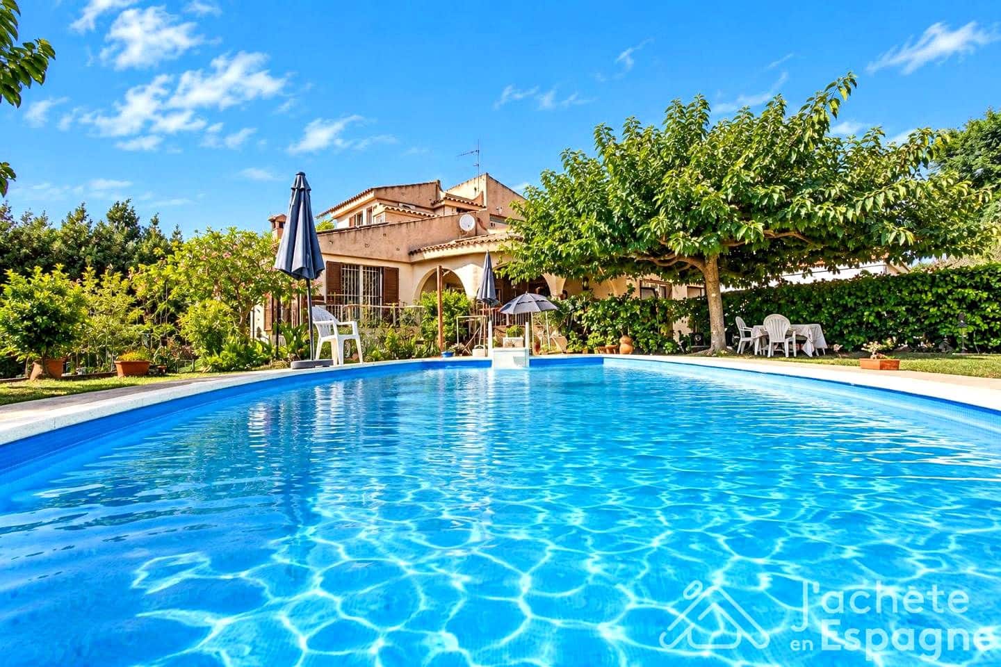 Chalet de 3 habitaciones en Vinaròs en venta con piscina garaje - 345.000 € (Ref: 10116138)