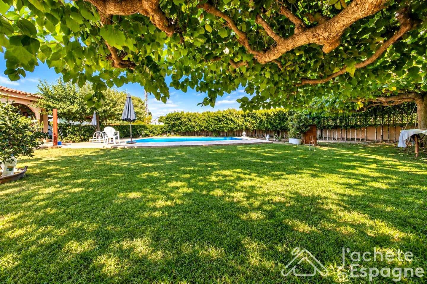 Chalet de 3 habitaciones en Vinaròs en venta con piscina garaje - 345.000 € (Ref: 10116138)