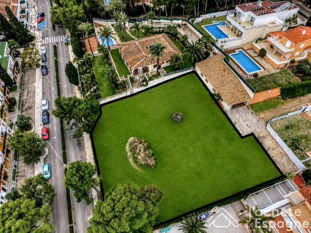 Grond te koop in Alcossebre, Alcalá de Xivert - € 550.000 (Ref: 10116141)