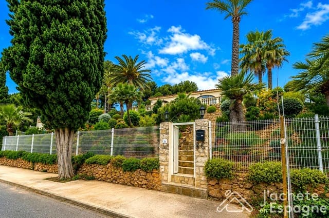 4 bedroom Villa for sale in Alcossebre, Alcalá de Xivert with pool garage - € 1,100,000 (Ref: 10116142)