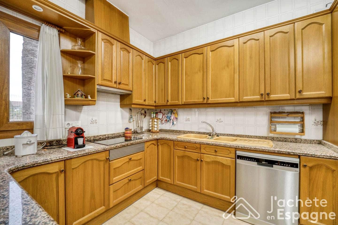 4 soverom Villa til salgs i Alcossebre med svømmebasseng garasje - € 1 100 000 (Ref: 10116142)