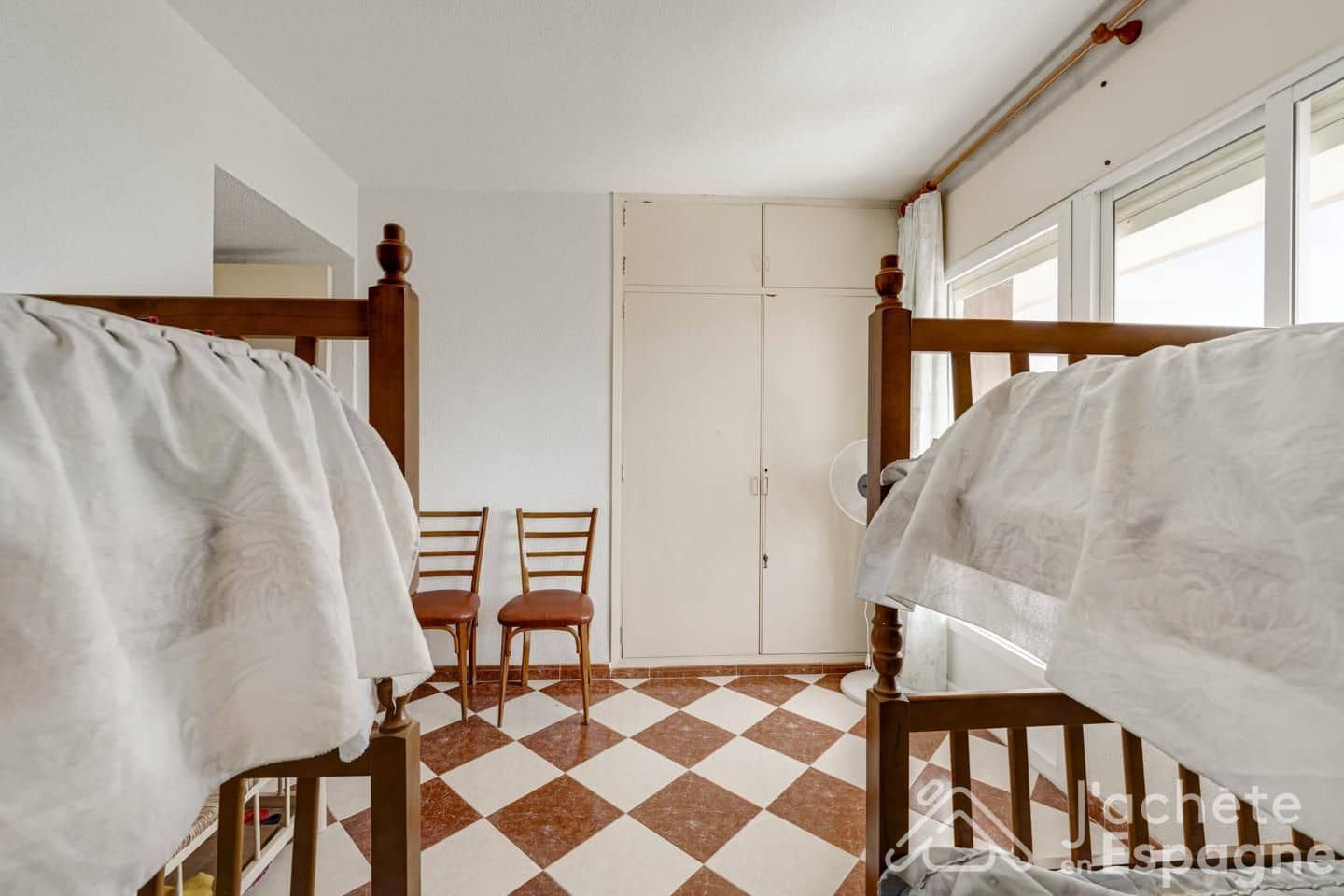 Piso de 3 habitaciones en Playa de San Juan en venta con piscina garaje - 1.049.000 € (Ref: 10116144)