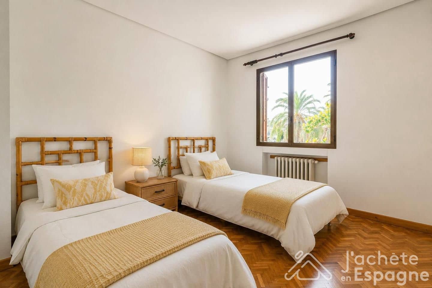8 Zimmer Villa zu verkaufen in Chiva mit Pool Garage - 790.000 € (Ref: 10116146)